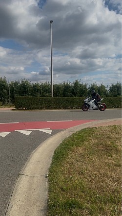 Fastnwhite Ducati Panigale 959 Moto